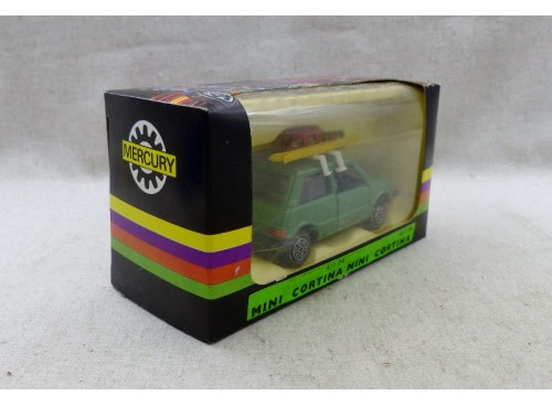 Mercury 24 Mini Cortina Innocenti avec Skis Near Mint Boite