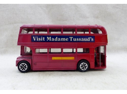 Dinky Toys 289 Roadmaster Bus Madame Tussaud 's gauche