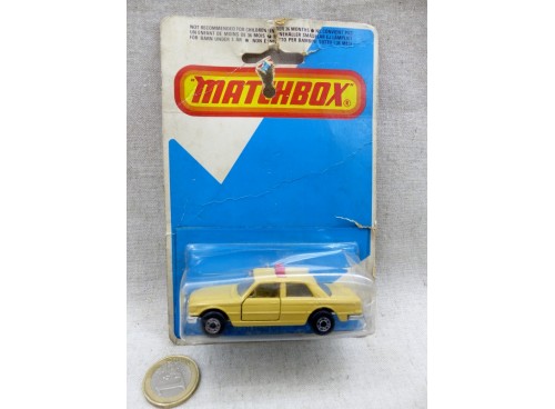 Matchbox Superfast MB 56 Mercedes 450 SEL Taxi