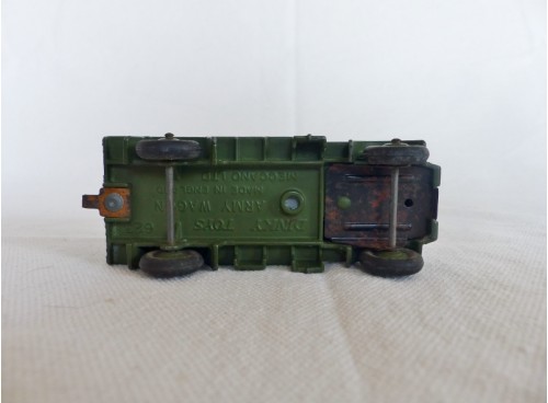 Dinky Toys 623 Camion Militaire de Transport  Army Wagon dessous