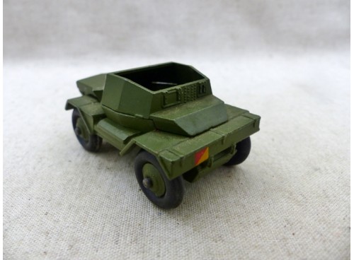 Dinky Toys 673 Scout Car Véhicule Militaire Blindé de Transport de Personnel