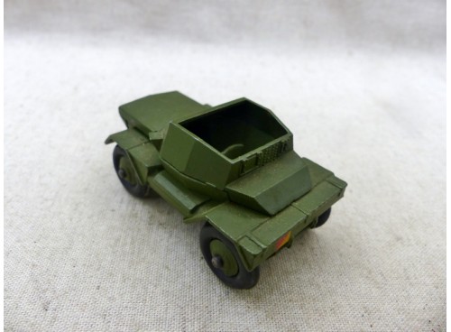 Dinky Toys 673 Scout Car Véhicule Militaire Blindé de Transport de Personnel dessus