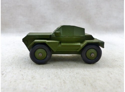 Dinky Toys 673 Scout Car Véhicule Militaire Blindé de Transport de Personnel vue