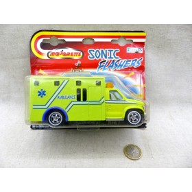 Majorette 3300 Sonic Flashers Ambulance rare version