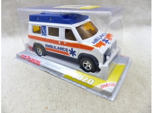 Majorette Serie 3000 Réf. 3021  Ambulance Van US