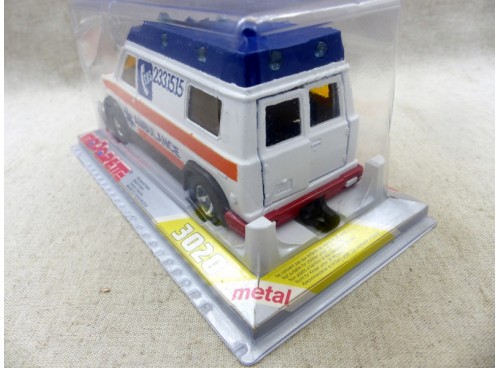 Majorette Serie 3000 Réf. 3021  Ambulance Van US