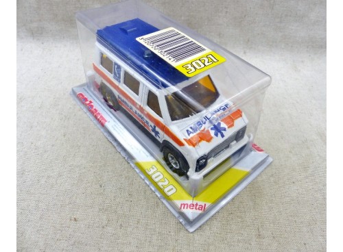 Majorette Serie 3000 Réf. 3021  Ambulance Van US