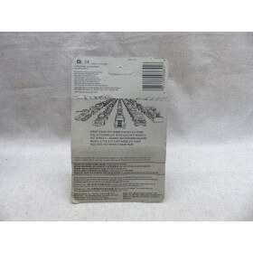 Hot Wheels 3855 camion Glacier Ambulant Rouge