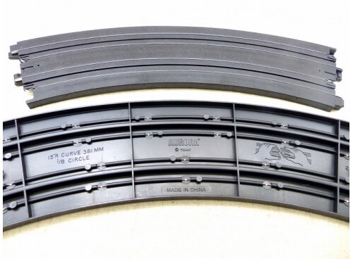 pistes circuit électrique Ho Tomy AFX 8663 Rail Courbe "Super Extérieure" neuf 1/8° de cercle 15" - 38,1 cm (Paire)