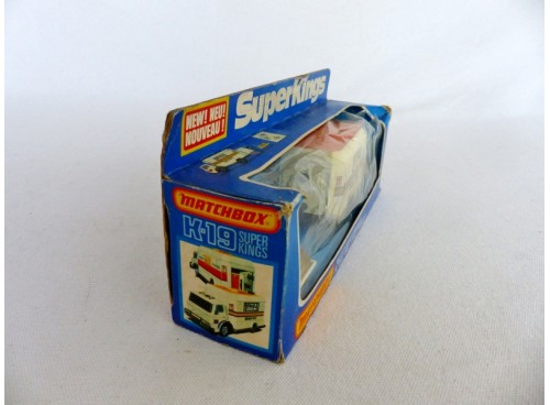 Matchbox KingSize K-19 Camion Blindé avec figurine