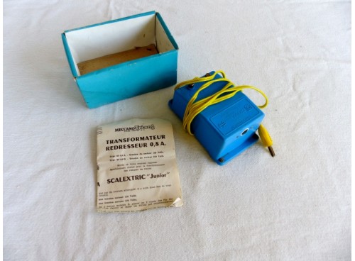 Scalextric "junior" Transformateur (avec boite) 0.8 A