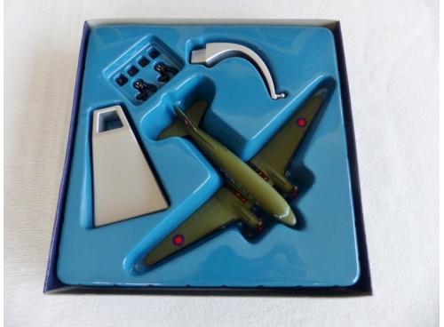 Corgi Toys Aviation Archive 47106 Douglas DC3 de la RAF detail