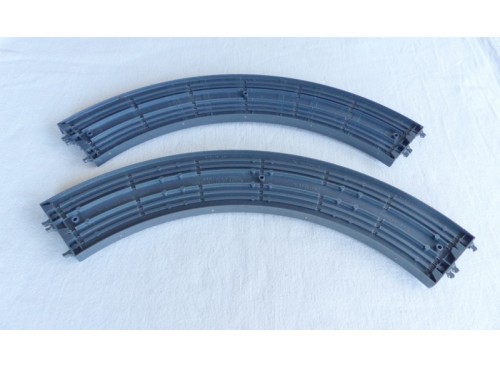 TCR 3309-2F Pair of very good used std curves 90° lane changing.