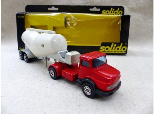 Solido 376 Camion Mercedes Semi-Remorque Pulvérulente avant