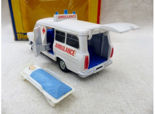 Dinky Toys 276 Ford Transit Ambulance Near Mint/Boite detail