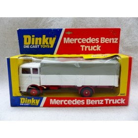 Dinky Toys 940 Mercedes Benz Truck Neuf en boite