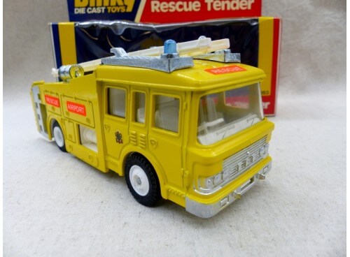 Camion Pompiers pour aéroport Airport Fire Rescue Tender   avant