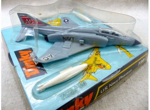 Dinky Toys 730 U.S Navy Phantom Neuf en boite vue