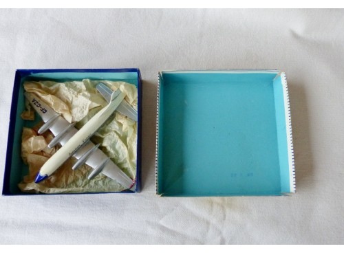 Dinky Toys 998 avion Bristol Britannia Airliner Canadian Pacific