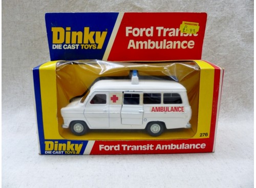 Dinky Toys 276 Ford Transit Ambulance (3) (variante avec brancard rouge)