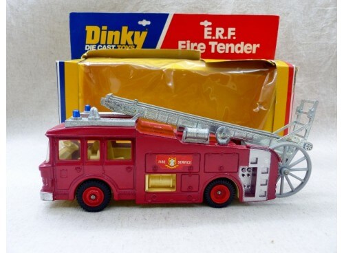 Dinky Toys 266 Camion Pompiers E.R.F Fire Tender