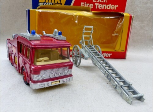 Dinky Toys 266 Camion Pompiers E.R.F Fire Tender echelle