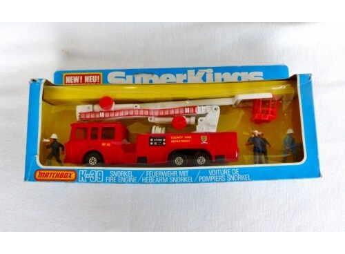 Matchbox K-39 Camion de Pompiers Snorkel avec personnages