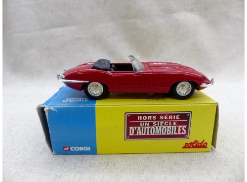 Corgi Toys AA1631 Jaguar Type E avec Boite 1/43°