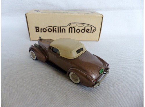 Brooklin Models n° 14 Cadillac V 16 Convertible 1940 avec boite