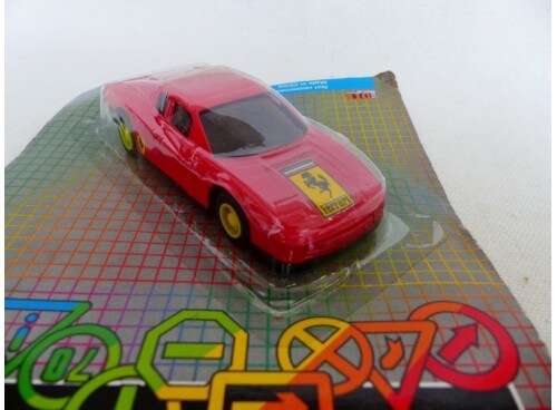 Champion Racer Ferrari 1/43° Rétro-Friction Neuve sous Blister