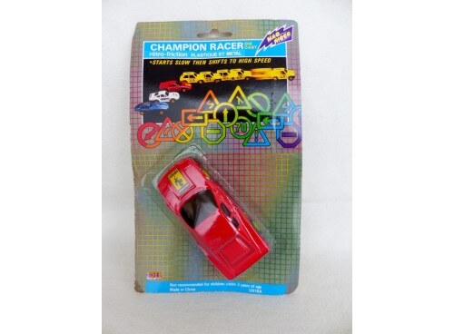 Champion Racer Ferrari 1/43° Rétro-Friction Neuve sous Blister