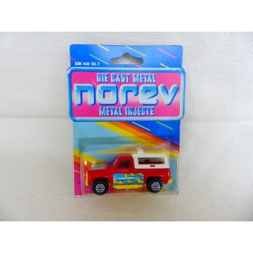 Norev Mini jet 400 BL1 3 inches Pick up avec planche de surf neuf sous blister