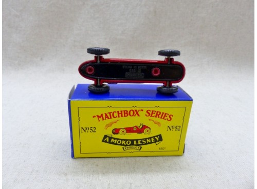 Matchbox Lesney Series N° 52 Maserati 4 CLT  Re-Création Neuve boite dessous