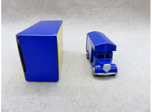 Matchbox Lesney Series N° 17A Bedford Removal Van recreation