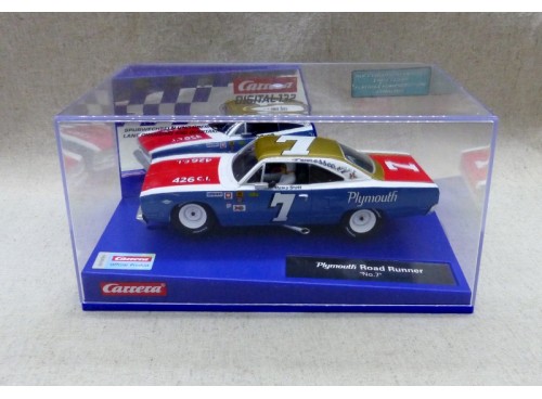 voiture de circuit Carrera DIGITAL 132 20030945 Plymouth Road Runner No.7 Neuve en Boite