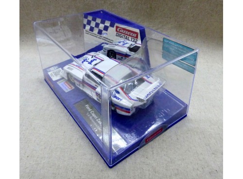Carrera DIGITAL 132  20030926 Ford Capri Zakspeed Turbo " Lili Reisenbichler N°4" Neuve en Boite