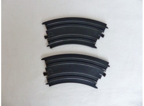 Tyco 5846 paire  de Rails Courbes 9" et 1/8° de Cercle