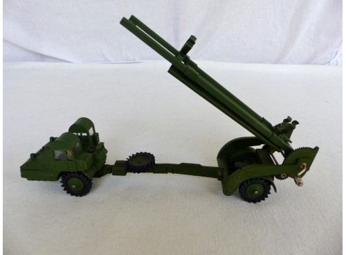 Dinky Toys 666 Camion Corporal Transport et lancement de missile gauche