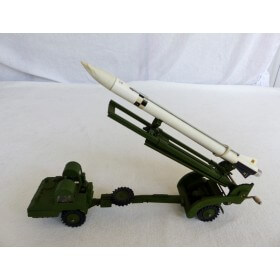 Dinky Toys 666 Camion Corporal Transport et lancement de missile fusée