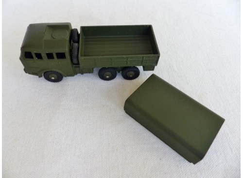 Dinky Toys 80D Camion Militaire Tous Terrains Berliet capot