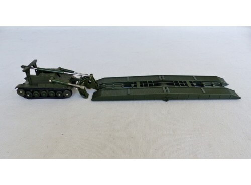 Dinky Toys 883 Char AMX Poseur de Pont deplié