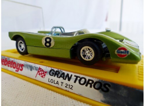Mattel Mebetoys Gran Toros 6629 Lola T212 avec vidéo Youtube
